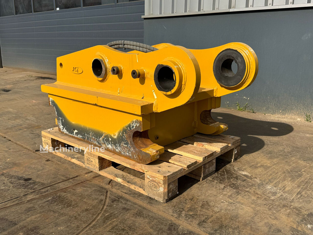 Caterpillar 352 Schnellwechsler - Machineryline