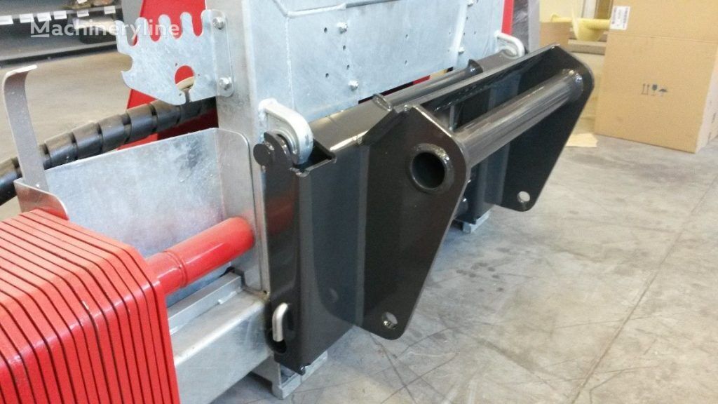 Fliegl Manitou quick coupler for wheel loader - Machineryline