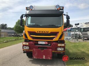 IVECO Trakker - Sneplovsudstyr hurtigskift til IVECO Eurotrakker  sne fjernelse maskine