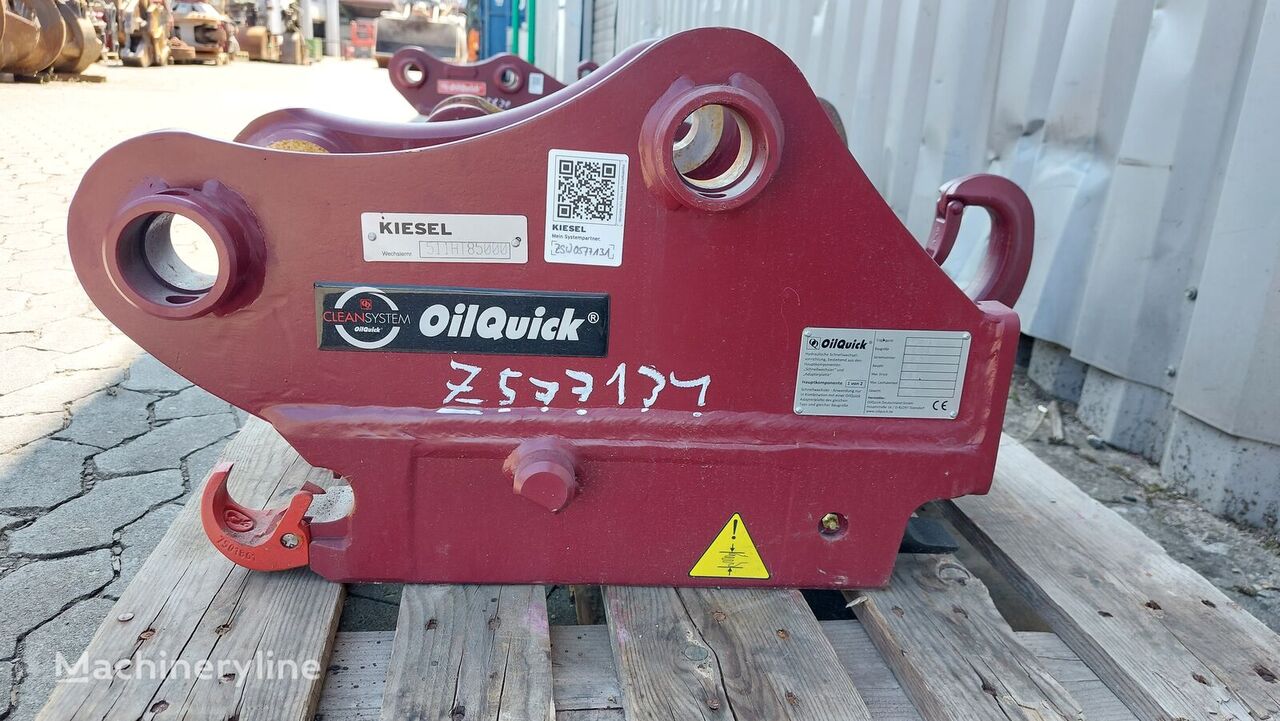 Hitachi ZX85 ミニエキスカベータのためのOilQuick OQ45-5 クイックカプラー