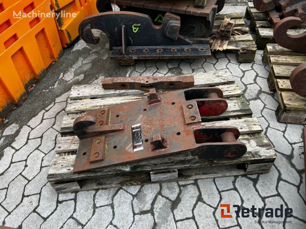 굴착기용 퀵 커플러 Volvo B20 Ophængsplade / Volvo B20 Mounting Plate