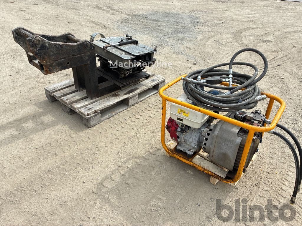 Troligtvis ML troligtvis M900+ snabbfäste till grävmaskin - Machineryline