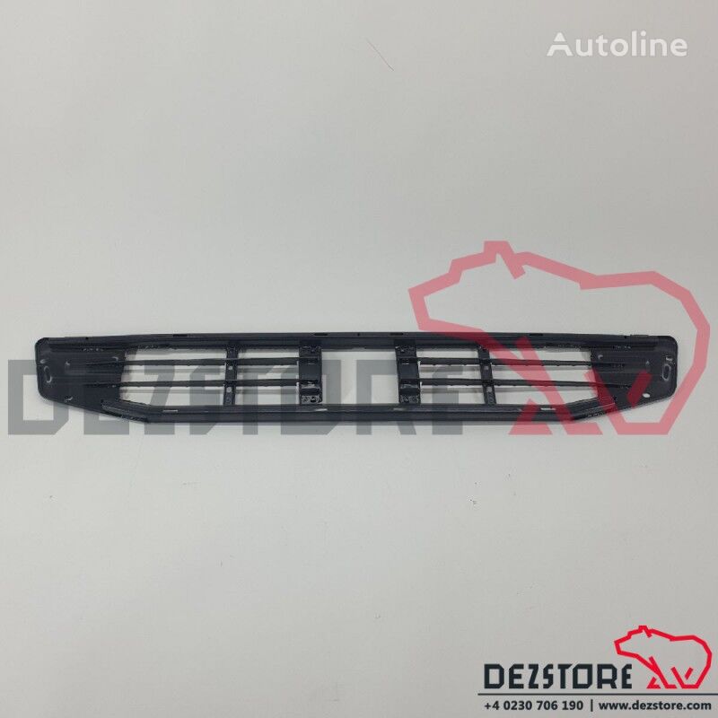 82298483 radiator grille for Volvo FH truck tractor