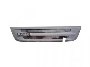 radiatoriaus grotelės Scania Grille panel 1536807 vilkiko Scania R420