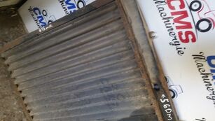 решетка радиатора Zetor Radiator Grille