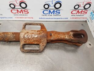 relevage arri&egrave;re New Holland T6, T6000, Case Maxxum Levelling Box Complete 84253933, 84253936 pour tracteur &agrave; roues T6070