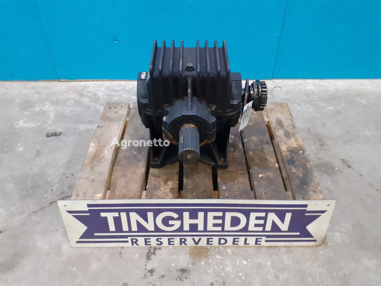 reducer for Massey Ferguson 9380 grain harvester