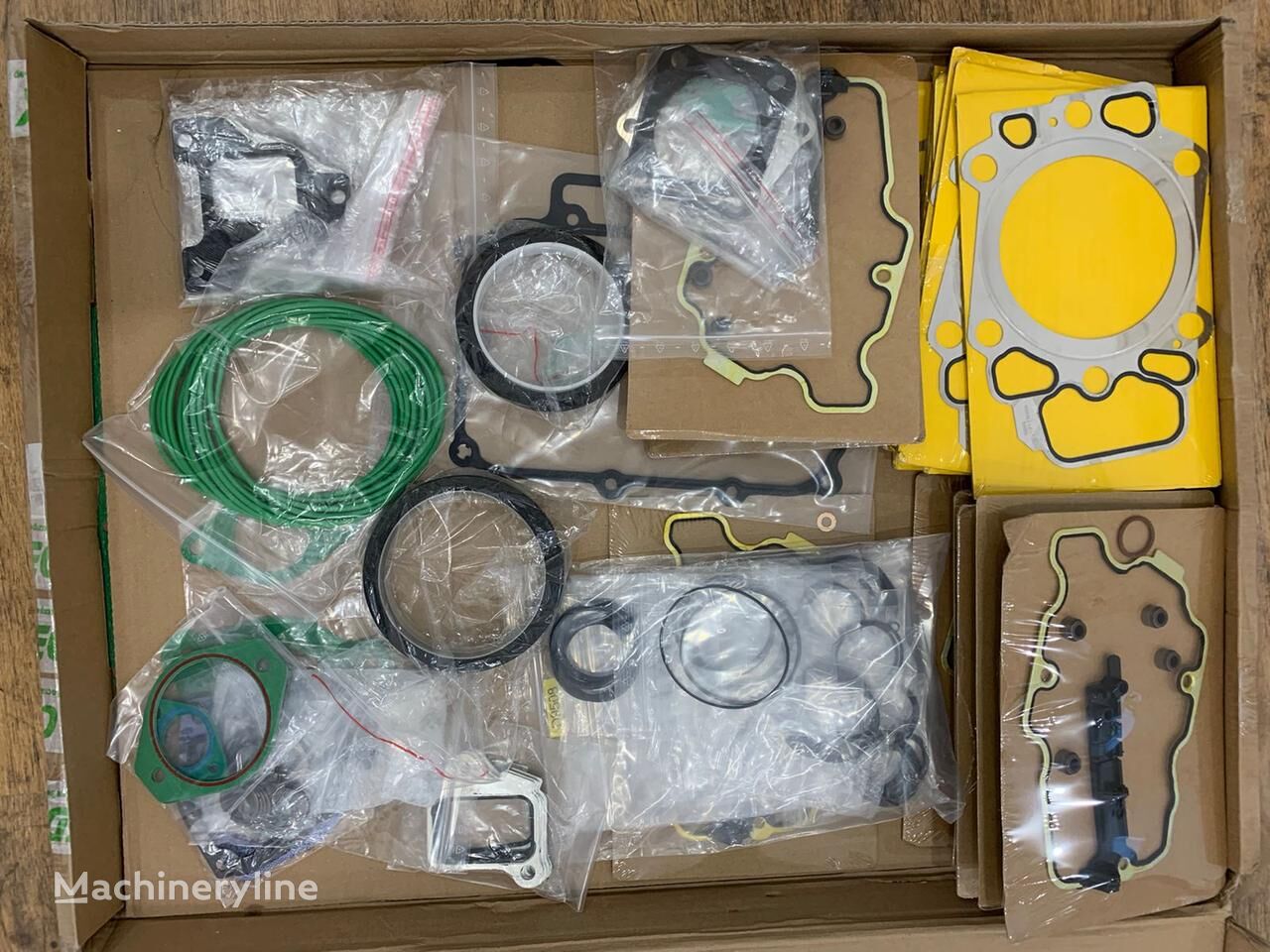 Gasket kit.  10121160 10121160 repair kit for mobile crane