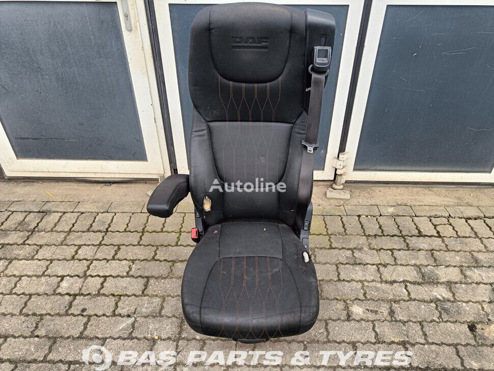 DAF XF106 Drivers 2104652 seat for DAF XF106 truck - Autoline