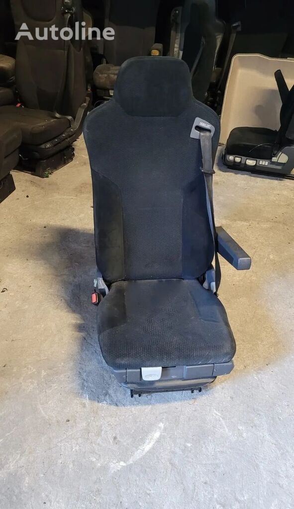 FOTEL LEWY KIEROWCY 4 asiento para MAN TGA TGX TGS camión