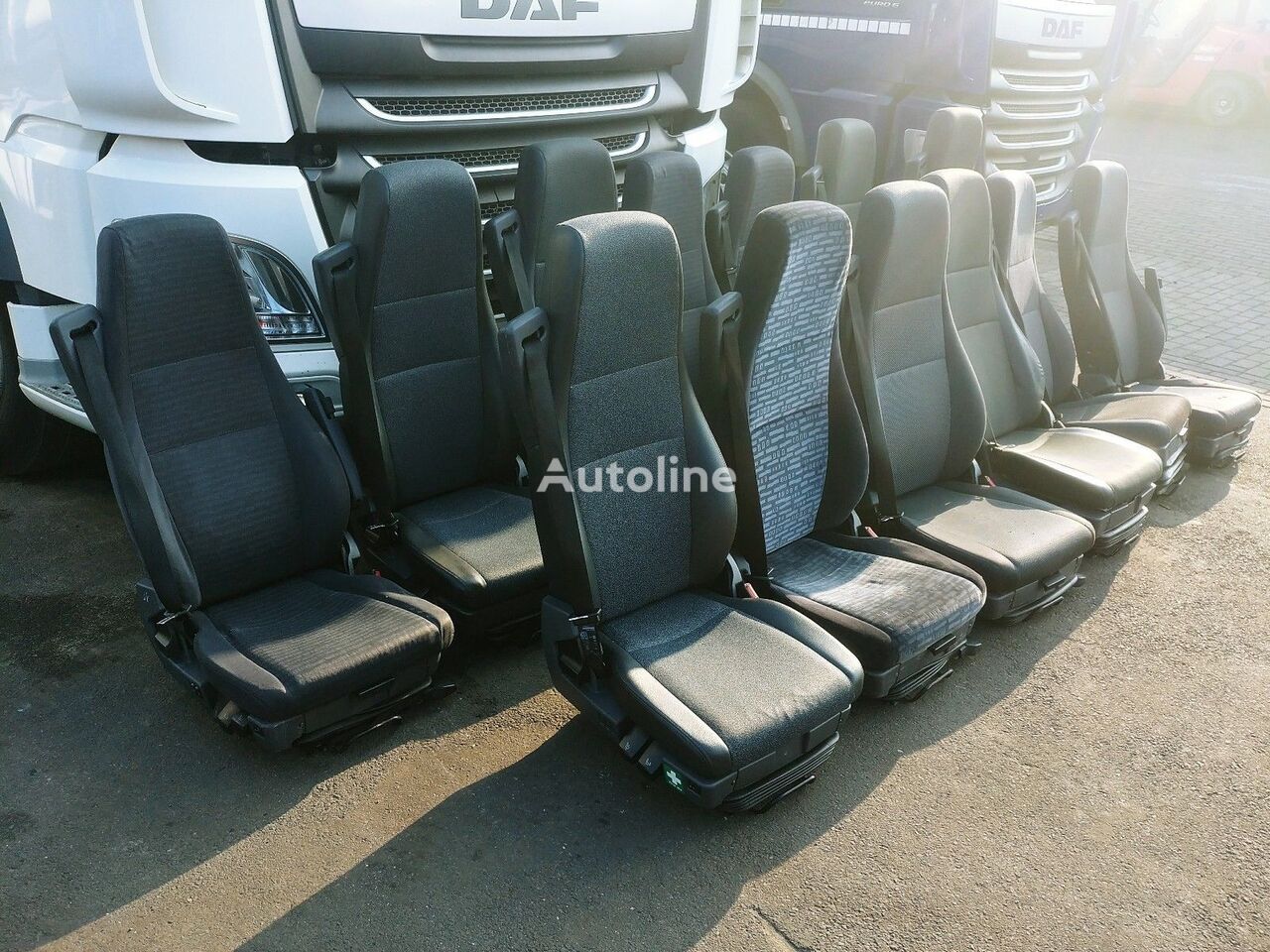 مقعد Scania PNEUMATIC DRIVERS RIGHT SIDE AIR لـ الشاحنات - Autoline