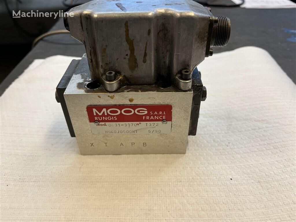 servomoteur Moog D631-337C servo control valve pour matériel industriel