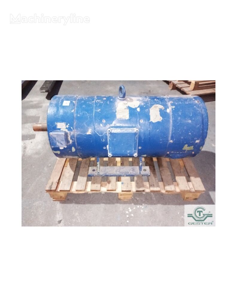 Motor servomotor for recycling machinery