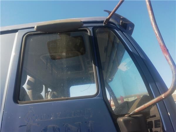 Side window for MAN L2000 9.153-10.224 EuroI/II truck for sale | Autoline KE Side window for MAN L2000 9.153-10.224 EuroI/II truck - Autoline