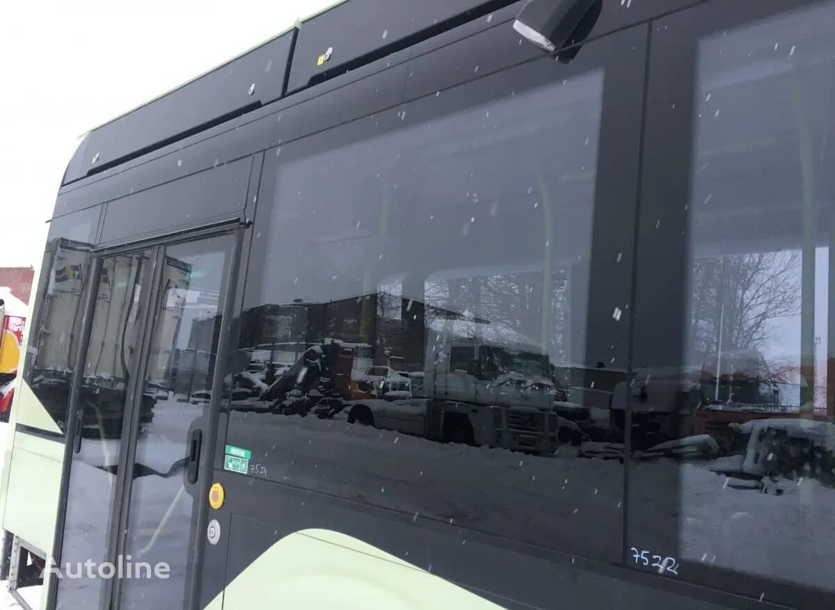 Geam lateral autobuz – Primul etaj dreapta side window for Volvo truck