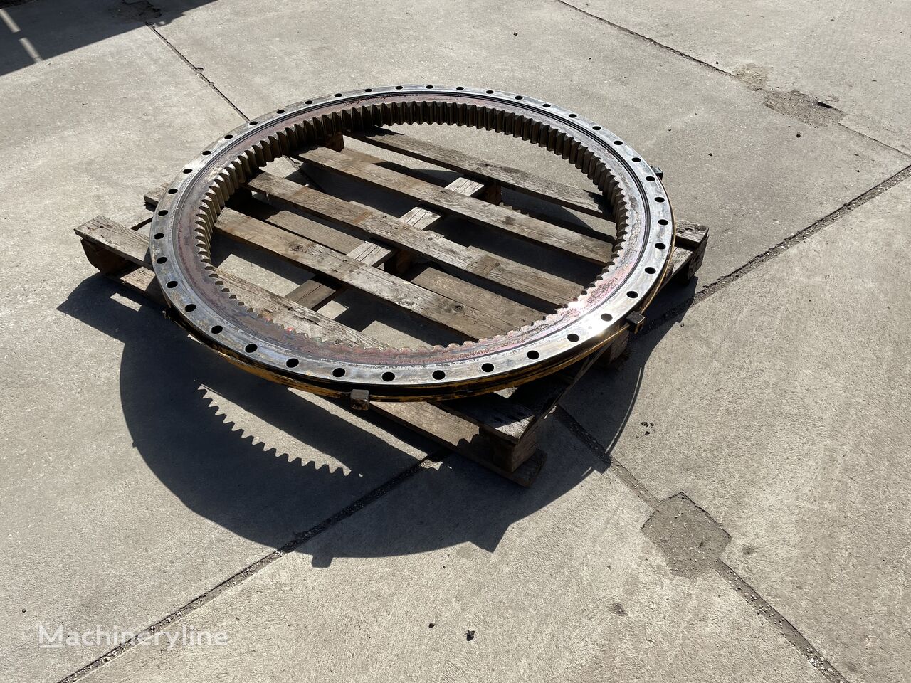 Slewing ring for Liebherr 900B 900C 904B 904C excavator - Machineryline