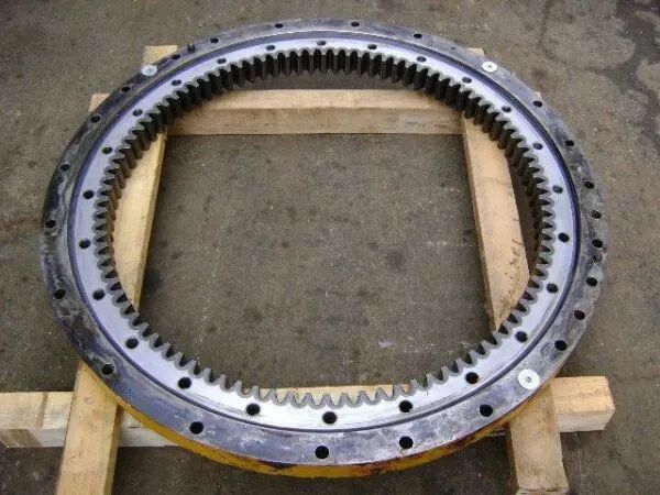 slewing ring for Kubota K030, K035, K038, K040, 151, KC100, KC140 mini excavator