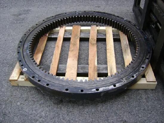 Coroană de rotire pentru excavator slewing ring for New Holland construction equipment - Machineryline