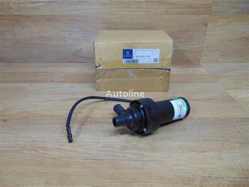 pezzi di ricambi Auxiliary Warm Water Heater Pump A0028353764 per camion Mercedes-Benz 943