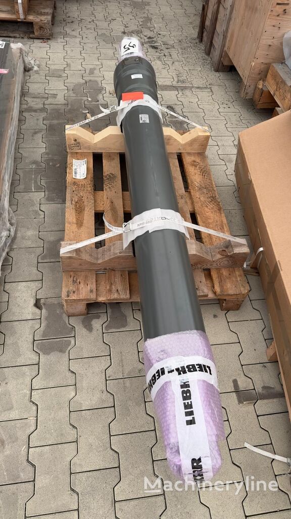 HYDRAULIC CYLINDER Komatsu EP944, ER944, R944, A944 9611790 для экскаватора