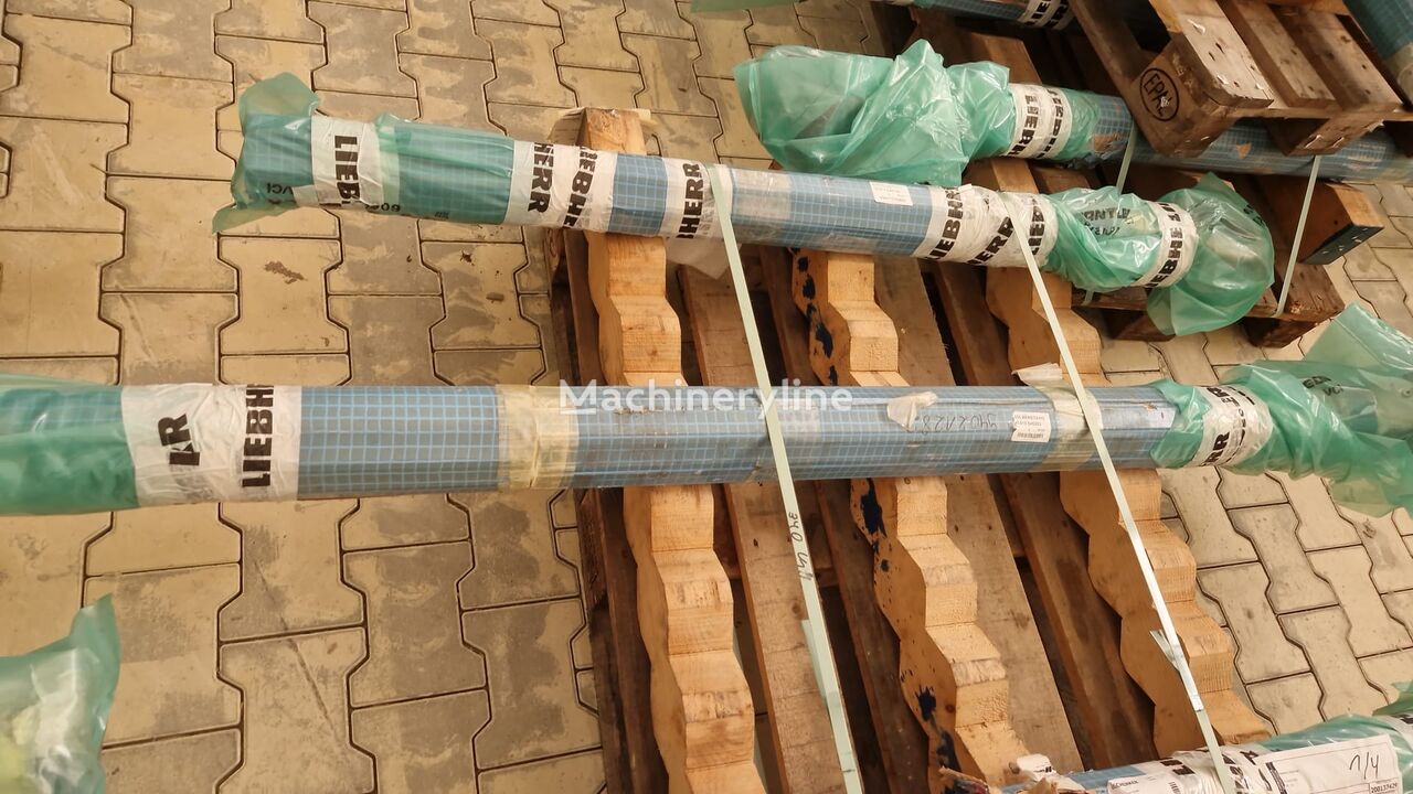 PISTON ROD Liebherr R934; R944 94021283 za bagera