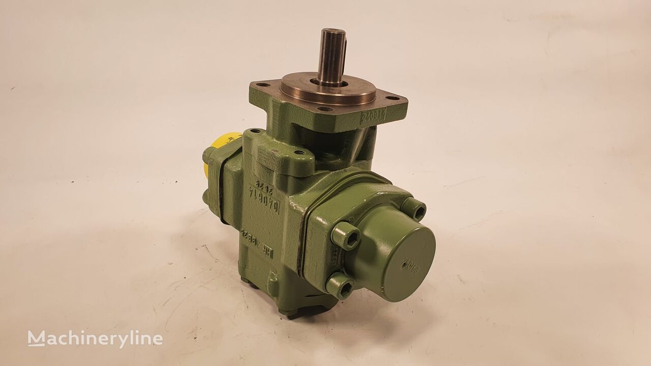 LUBRICATION PUMP Liebherr R994 5611552 for excavator