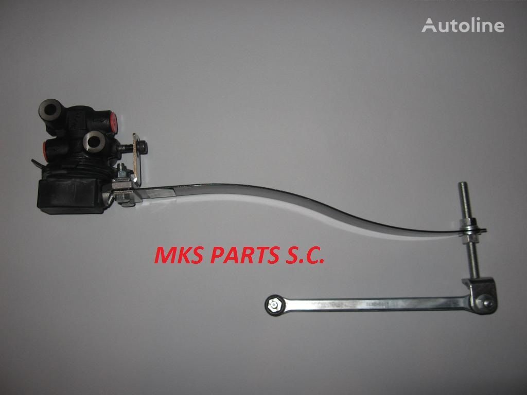 - PROPORTIONING VALVE - KOREKTOR SIŁY HAMOWANIA Mitsubishi do ciężarówki Mitsubishi CANTER