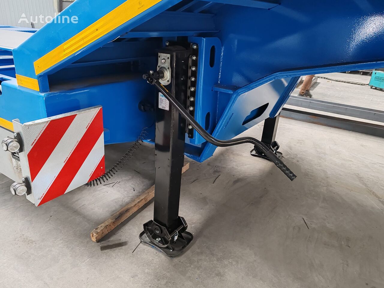 RelaxParts до напівпричепа RelaxParts SEMI TRAILER LANDING GEAR DIRECTLY FROM MANUFACTURER
