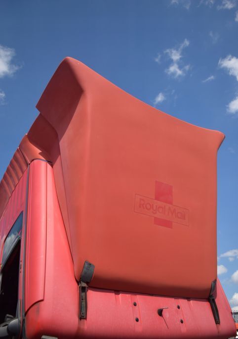 tấm cản dòng Royal Mail Owiewka Spoiler dành cho đầu kéo MAN TGX / TGA