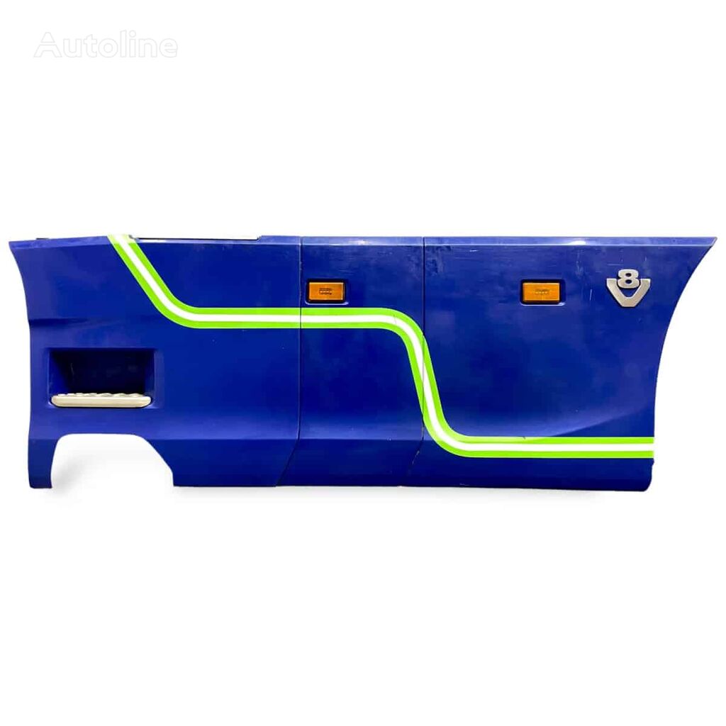 Spoiler Lateral Stânga for Scania Albastru cu Dungi Verzi și Emblema V8 truck