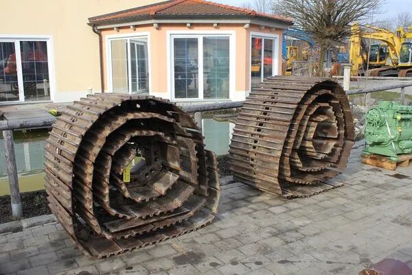 Steel track for Case 1088 excavator - Machineryline