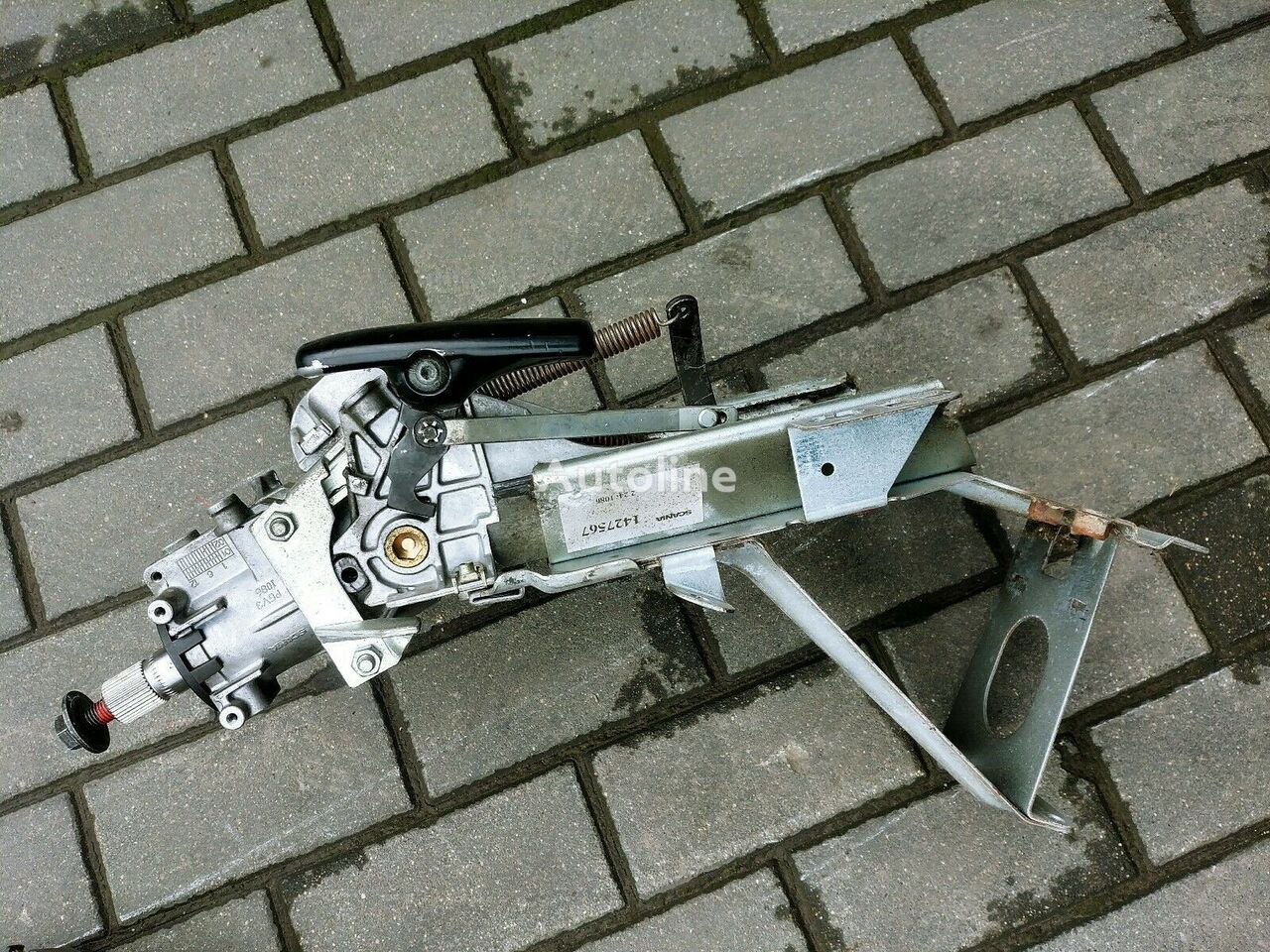 Scania 4 SERIES STEERING COLUMN WITH IGNITION SWITCH 1427567 stūres statne paredzēts vilcēja