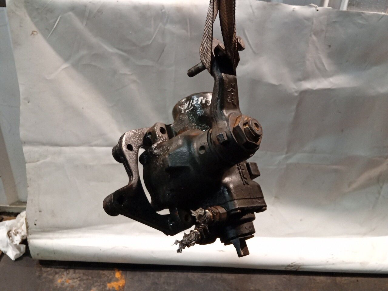 Engrenagem de redução da direção 49002447 para camião Nissan CABSTAR (F22, H40) | 82 - 93 - Autoline