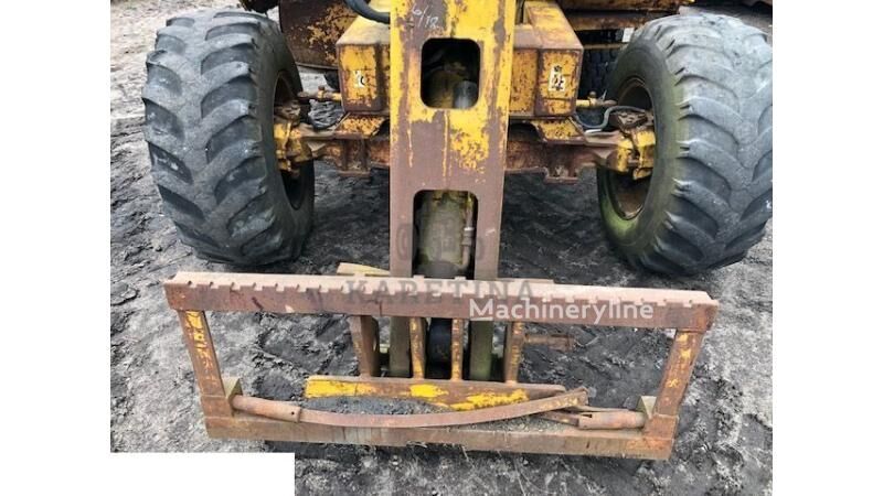 Fusée d'essieu pour chariot télescopique Sanderson 725 à vendre | Machineryline FR Fusée d'essieu pour chariot télescopique Sanderson 725 - Machineryline