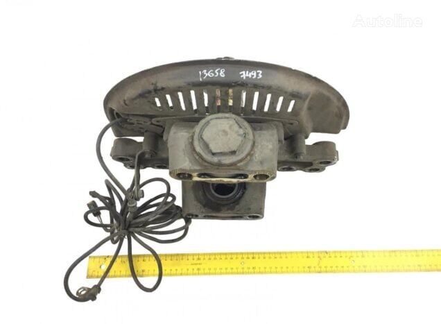 Fuzetă de direcție, axă față stânga – 22848434, 22045949 steering knuckle for Volvo B0E truck