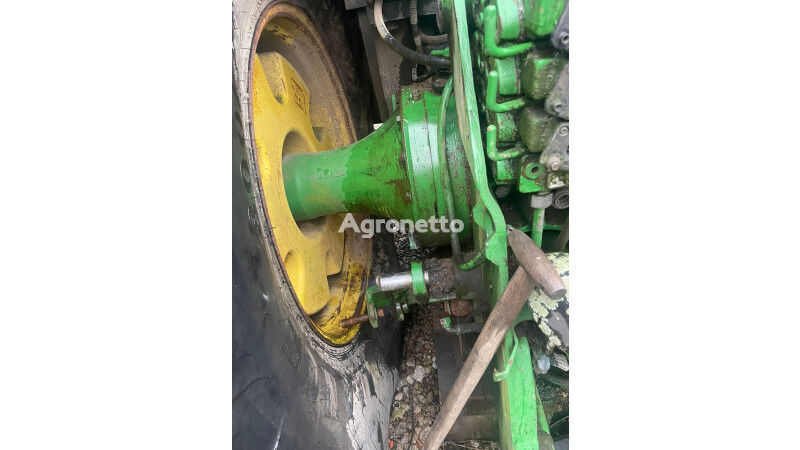 кулак поворотный John Deere RE564018 для трактора колесного John Deere 8120 8220 8310 8420 8520