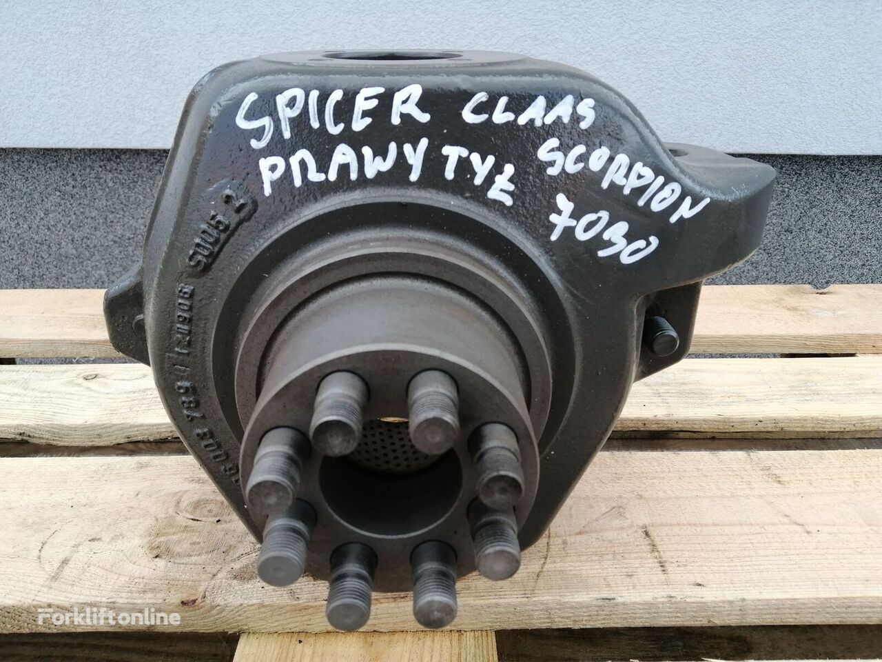 prawy tył Claas Scorpion 7030 {Spicer} steering knuckle for telehandler