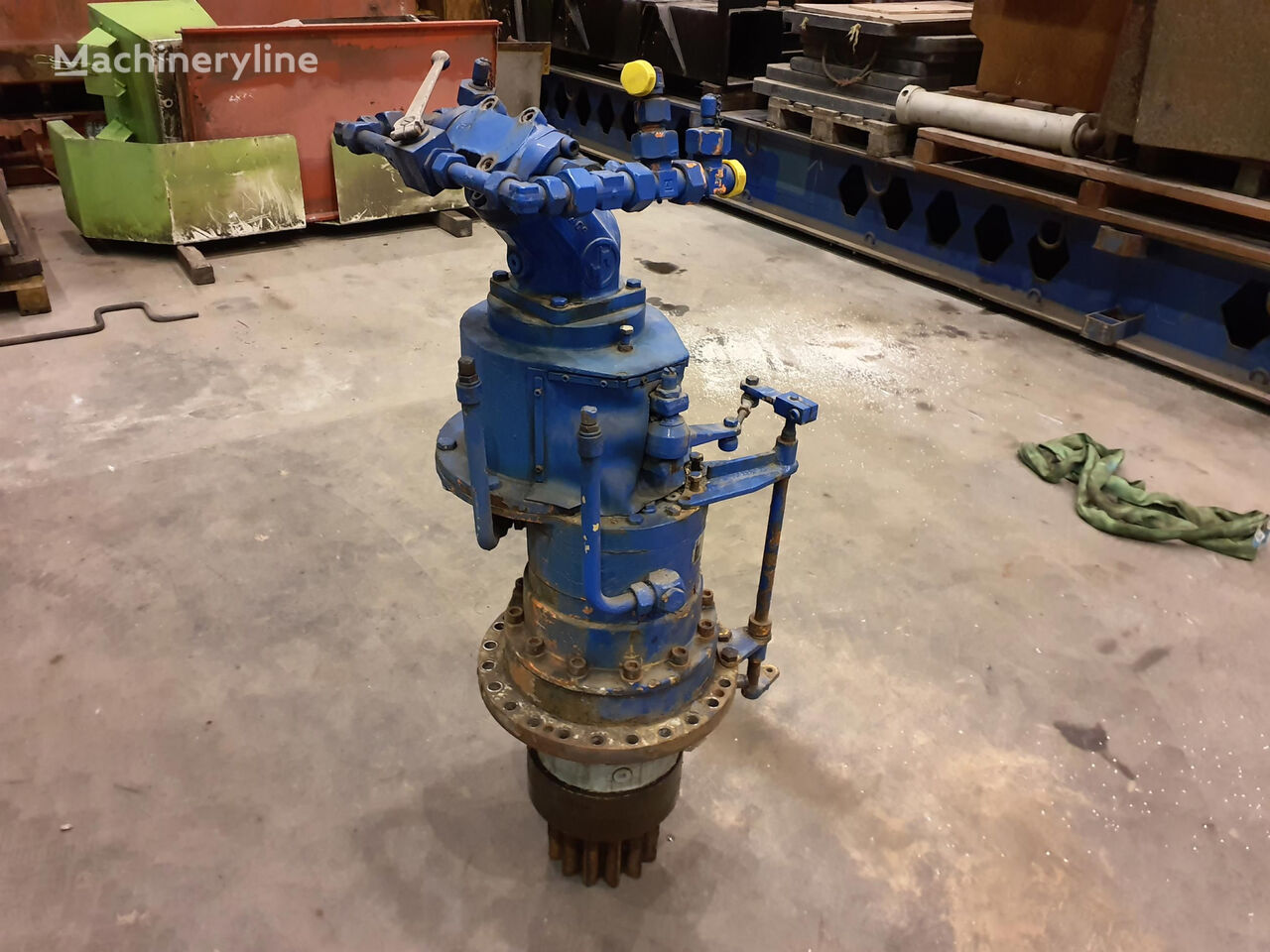 Terex Demag HC 340 slewing gear 3.23 swing motor for Terex Demag HC 340  mobile crane