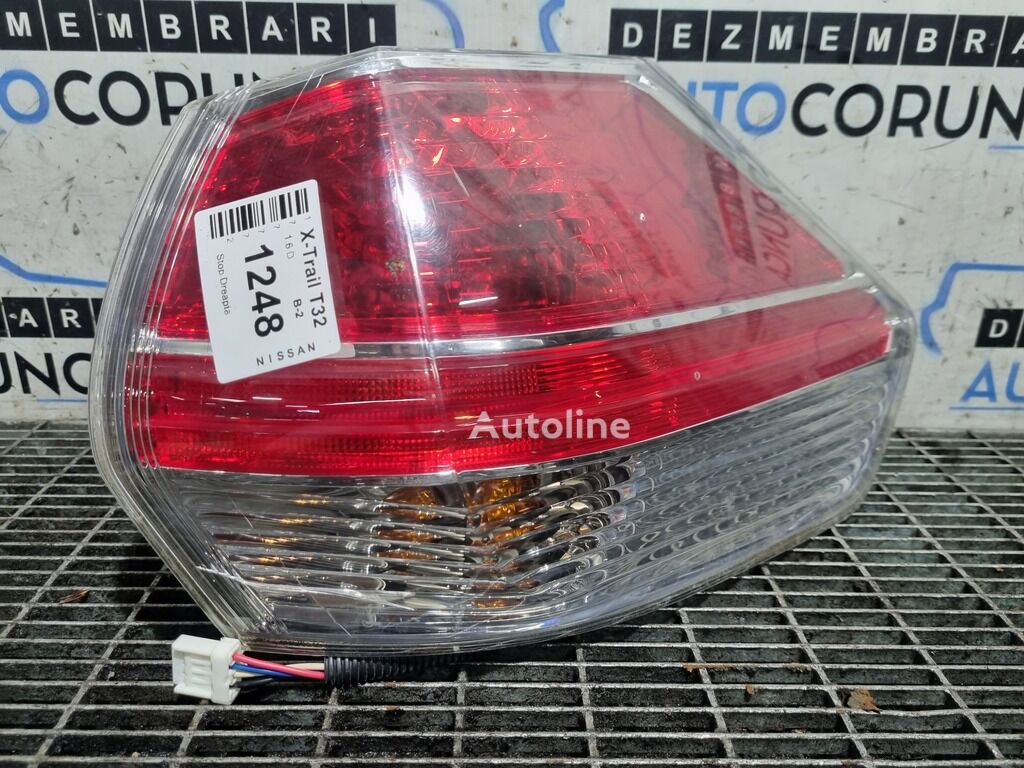 Stop Dreapta Nissan X - Trail T32 2014 - 2017 SUV 4 Usi  Bec cla piloto trasero para coche - Autoline