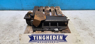 crochet d'attelage pour chargeur agricole Merlo TF45.11