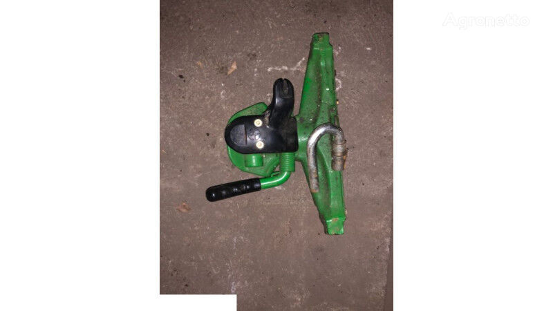 Zaczep Rozstaw 390 tow bar for John Deere wheel tractor