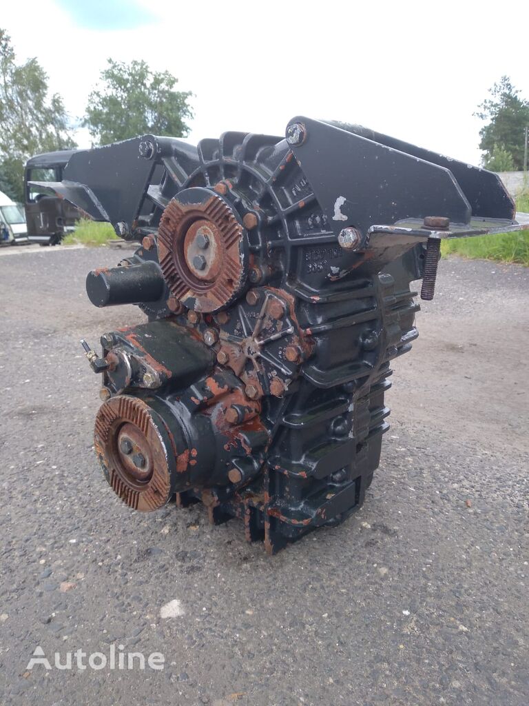 ZF Verteilergetriebe Transfer Case Tussenbak Skrzynia Rozdzielcza R caja de transferencia para MAN L2000 , 4x4 , LE 2000 , STAR 944 camión