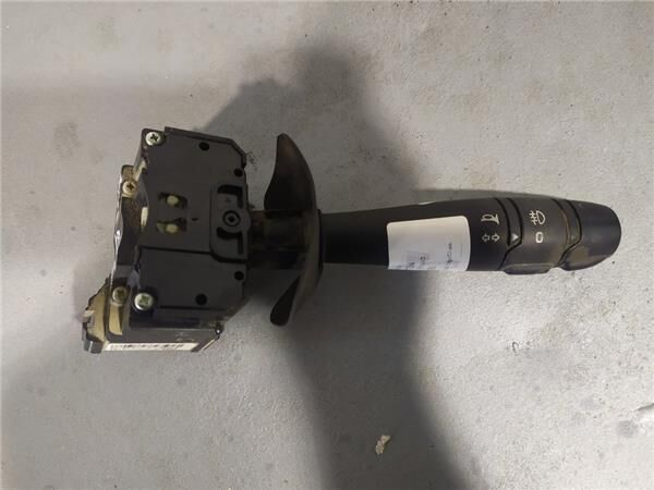 Comutator subvirare 7701041448 pentru camion Renault MASTER II Caja/Chasis (ED/HD/UD) de vânzare | Autoline MD Comutator subvirare 7701041448 pentru camion Renault MASTER II Caja/Chasis (ED/HD/UD) - Autoline