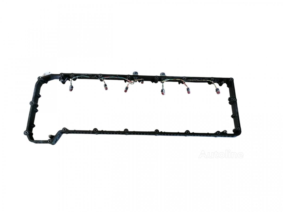 Volvo Vahekaas 22198737 valve cover for Volvo truck tractor for sale | Autoline PK Volvo Vahekaas 22198737 valve cover for Volvo truck tractor - Autoline
