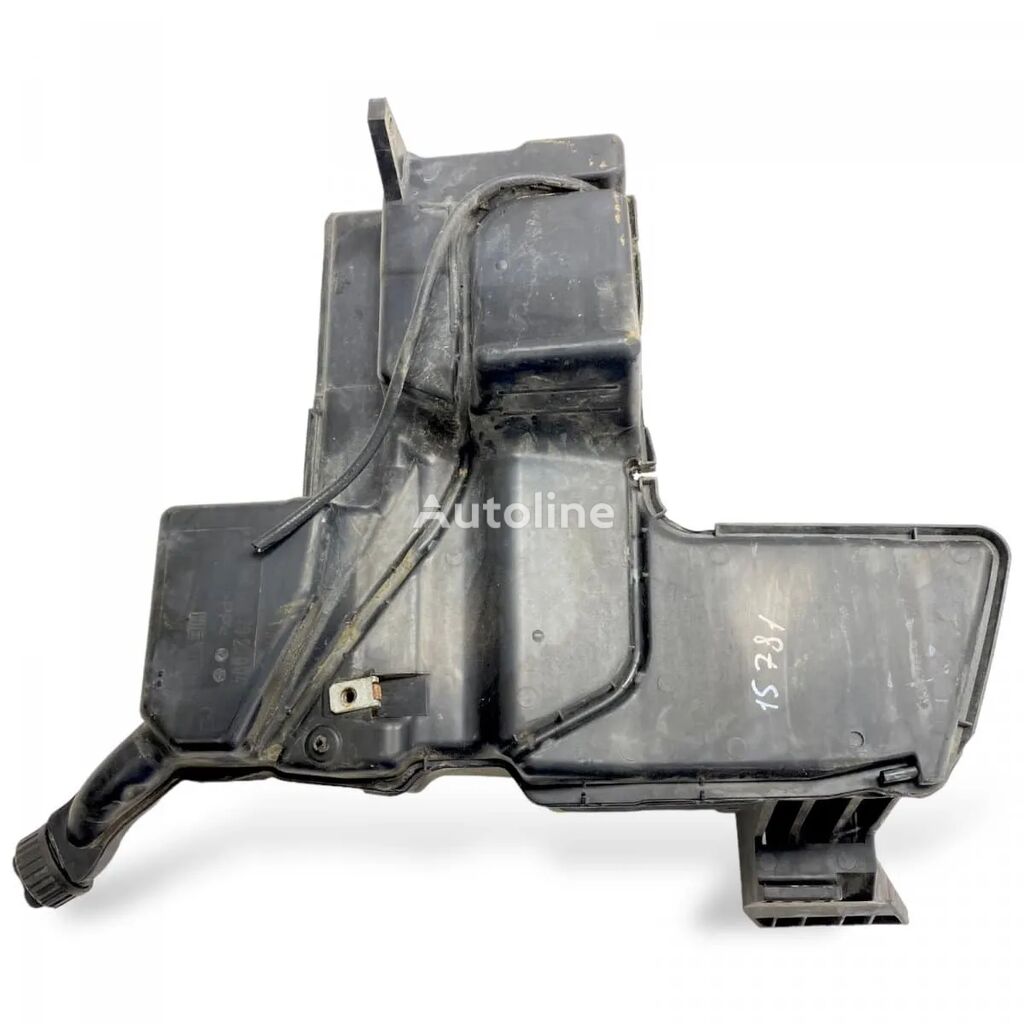 washer fluid tank for Mercedes-Benz truck