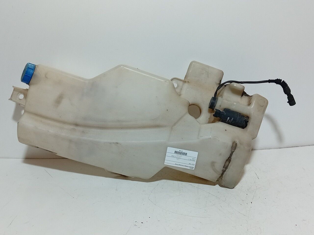 504011556 washer fluid tank for IVECO Stralis | 12 truck