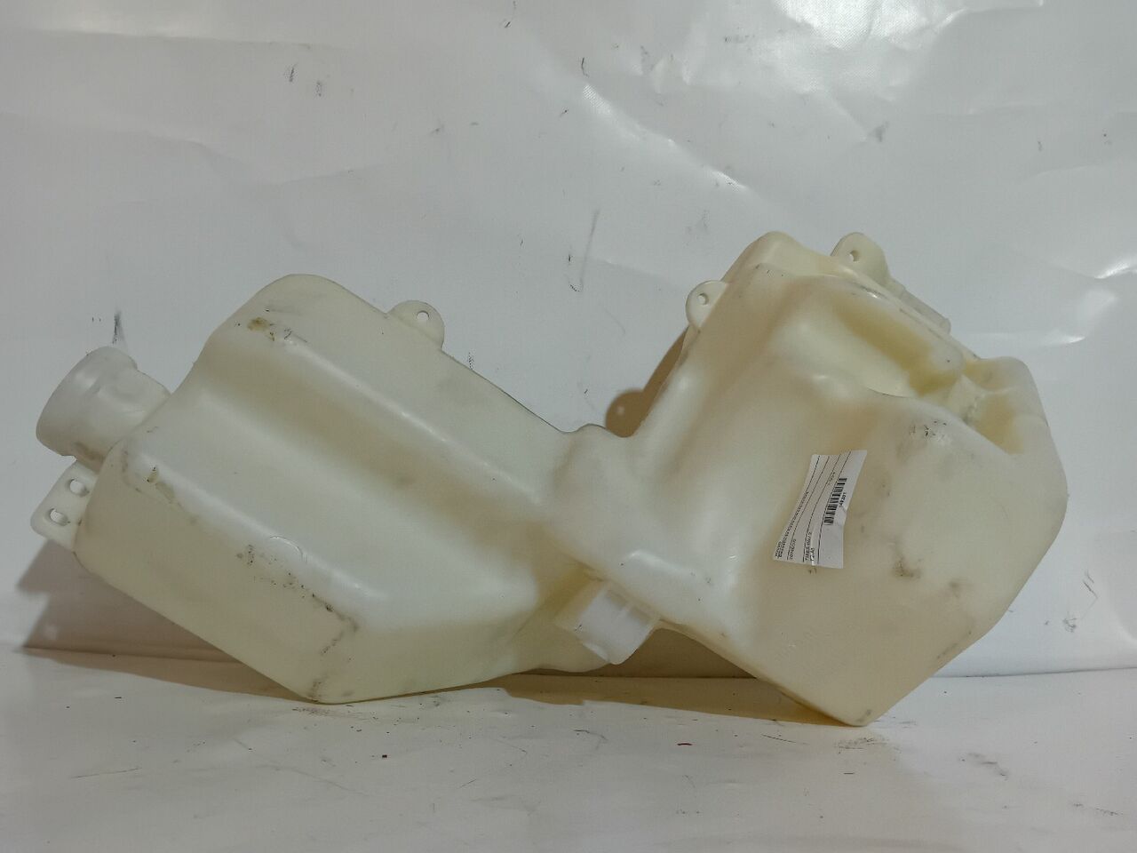 20360592 washer fluid tank for Volvo FH | 05 truck