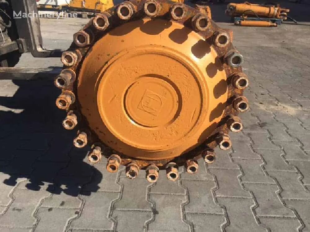 wheel hub for Case 921C  wheel loader