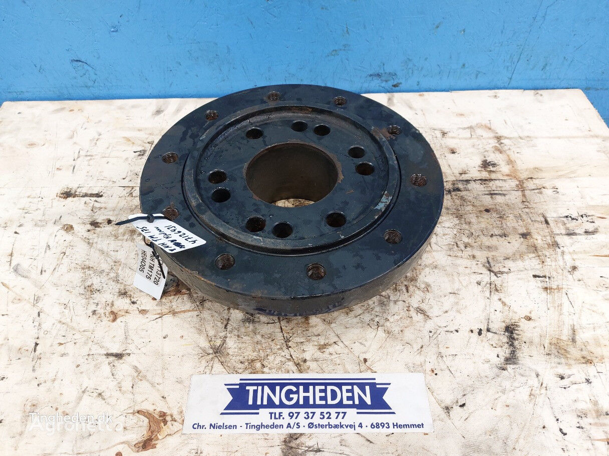 wheel hub for New Holland TM 175 wheel tractor