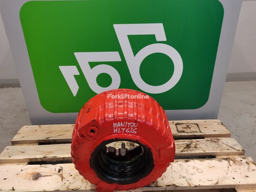 Sambron T wheel hub for telehandler